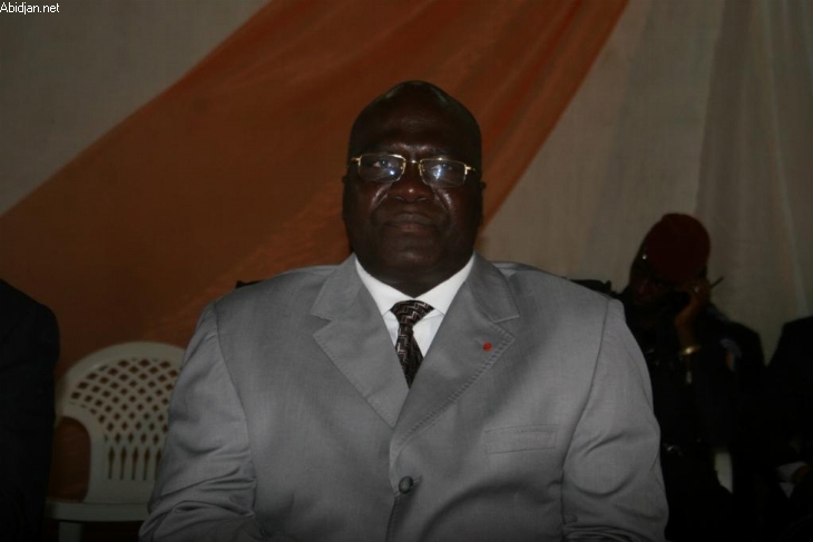 Encasernement/ Michel Amani N`Guessan : 